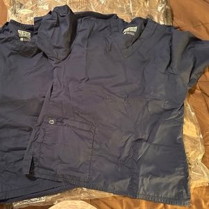 Scrub tops Navy